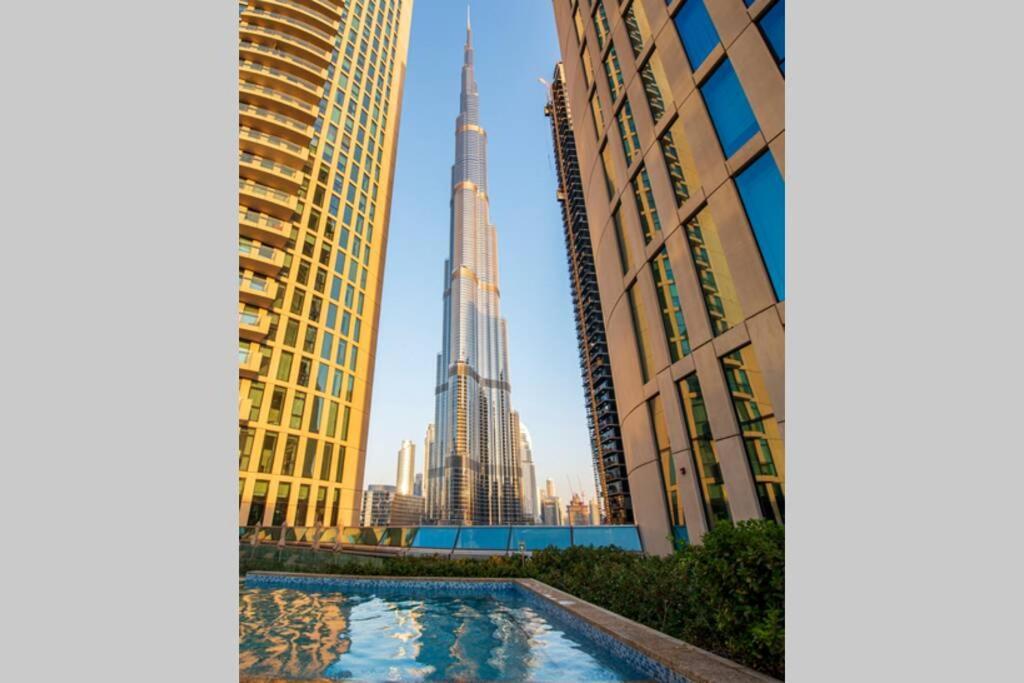 First Class 3Br With Full Burj Khalifa And Fountain View Dubai Exteriör bild